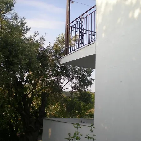 Kirimis Aparthotel