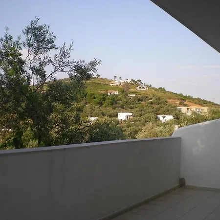 Kirimis Aparthotel