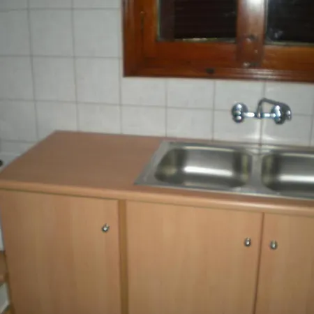 Aparthotel Kirimis Troulos