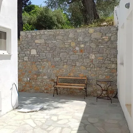 Kirimis Aparthotel